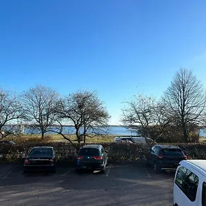  Apartment Oceanic & Trendy Two Bedroom With Free Parking