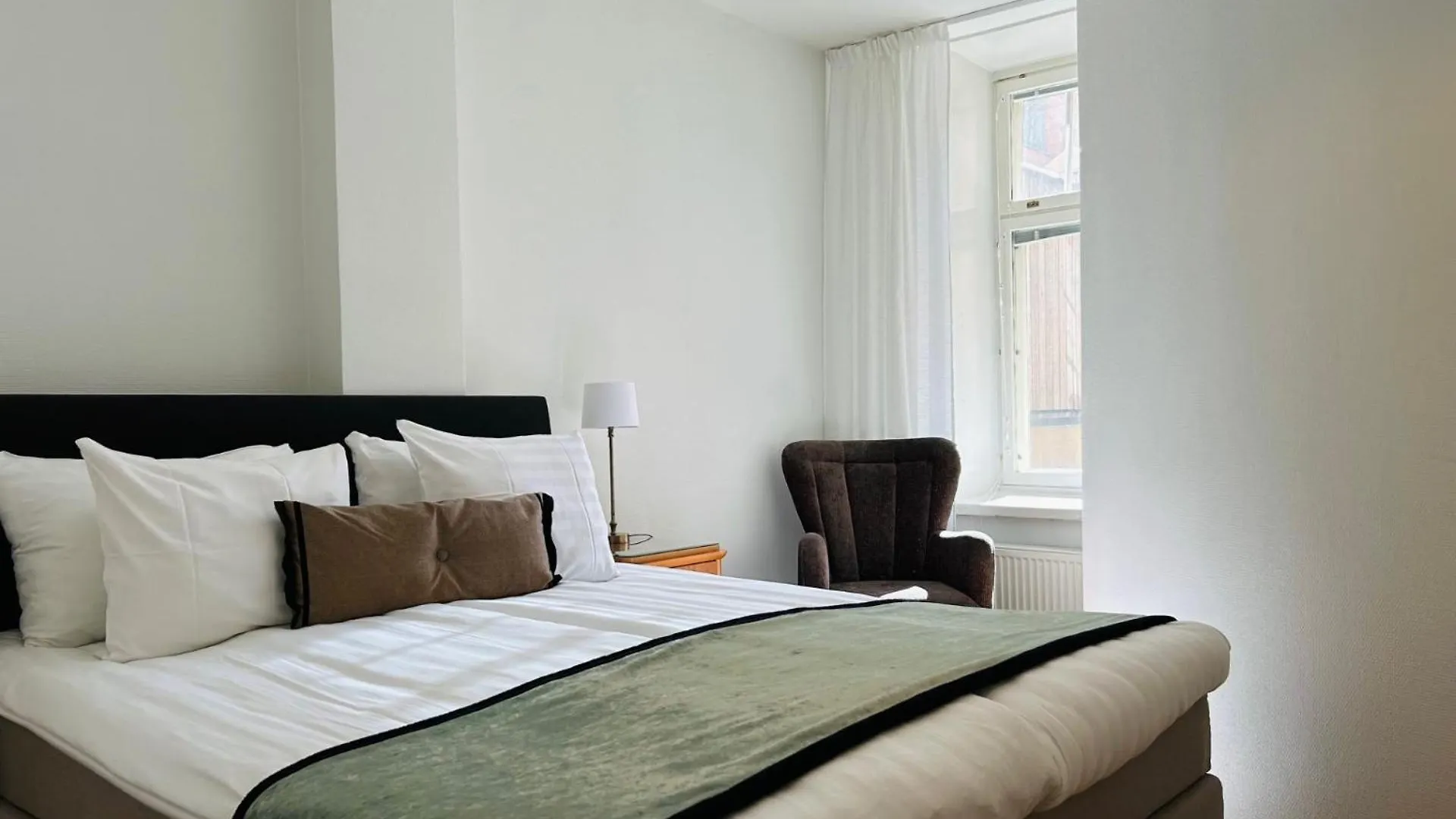 Luotsi 1911 Suite Helsinki