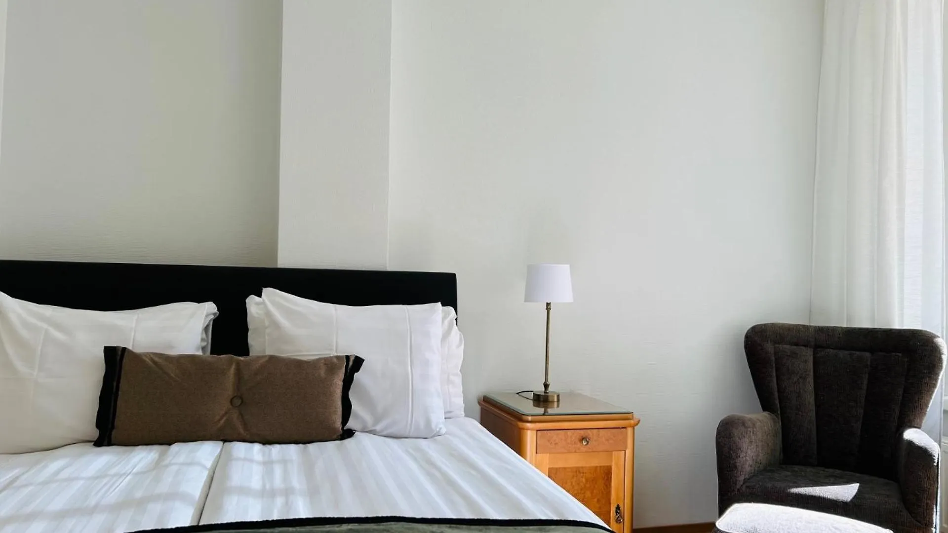 Apartment Luotsi 1911 Suite Helsinki